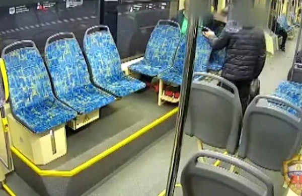 Hamilə qadın huşunu itirənə qədər döyüldü