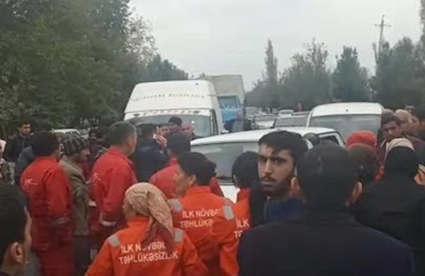 Bərdədə nə baş verir? -Sakinlər magistral yolu bağlayıb