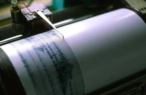 Türkiyədə çaxnaşma yaşandı: Ardıcıl zəlzələlər...