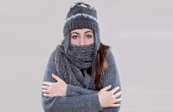 Üşümək, ətraf istiliyinin ani dəyişikliyinə cavab olaraq ortaya çıxır.