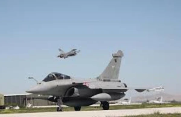 SON DƏQİQƏ: İran ordusu bombalandı, xeyli  sayda ölü  var