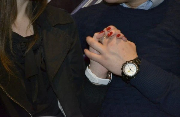 Azərbaycanda gəlin ərinin qohumuna qoşulub qaçdı