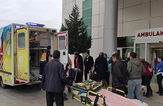 SON DƏQİQƏ: Türkiyədə DƏHŞƏT - Yüzlərlə insan xəstəxanaya yerləşdirildi