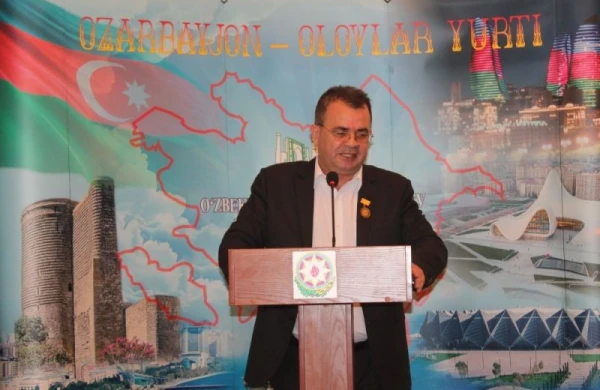 Əli Həsənovun qohumu olan baş redaktor Azərbaycan vətəndaşlığından imtina edir — FOTO