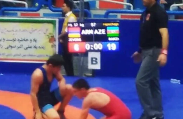 Güləşçimiz erməni rəqibini məğlub edib medal qazandı