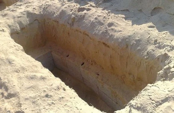 Qadının məzarı kişininkindən niyə dərin qazılır? — Din xadimi SƏBƏBİ açıqladı