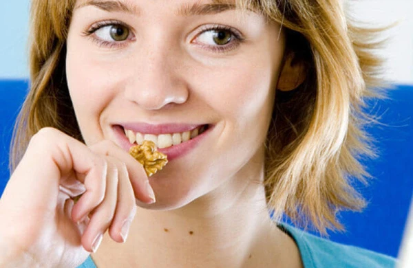 Hər gün bir ovuc qoz ləpəsi yeməyin İnanılmaz FAYDALARI