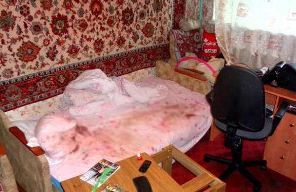 Bakıda dəhşətli qətl: Ana və  qızın evdə  doğranmış  meyiti  tapıldı