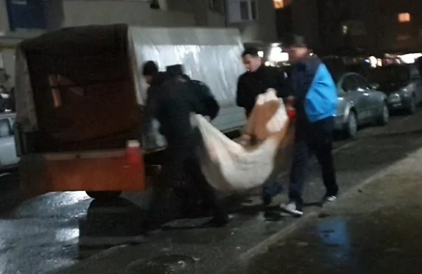 Bakıda qətlə yetirilən ana və qızı ilə bağlı ŞOK: hadisə  məmurun  evində olub +FOTOLAR