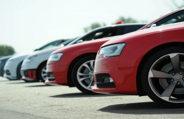 Gürcüstanda maşın ucuzlaşdı - Səbəb