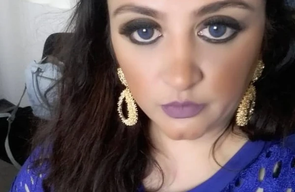 Tanınmış  iş  xanımı  deputat  olmaq  üçün  imza toplamağa  başladı