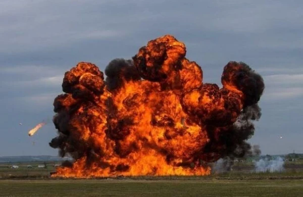 Bakıda məşhur mərkəzdə GÜCLÜ PARTLAYIŞ - Müəllim yandı