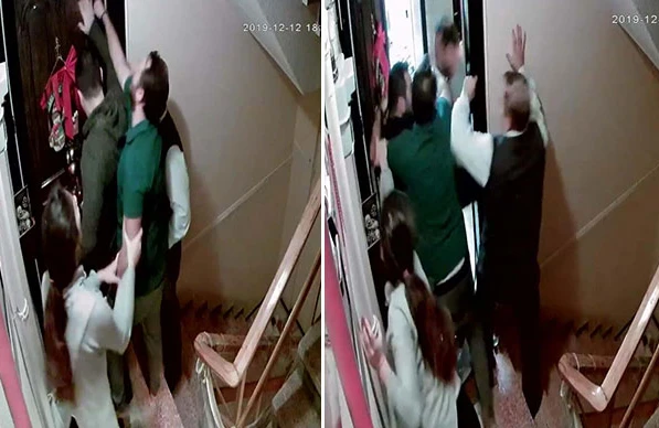 Dəhşətli hadisə kamerada: Gecə qonşunun evinə girən kişini bu hala saldılar (18+VİDEO)