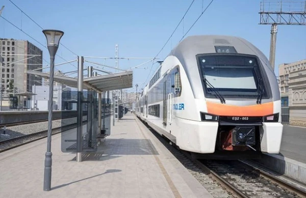 Bakıda yerüstü metro açılacaq - VİDEO