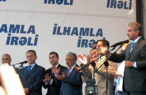 YAP-ın seçki siyahısı hazırdır - Sürpriz adlar var