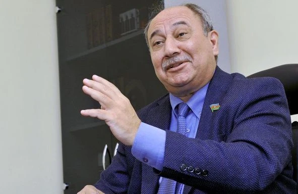 Deputatının böyrəyindən sancı tutdu,xəstəxanaya yerləşdirildi