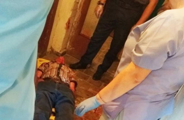 Bakıda dəhşət: Ekstrasens 2 oğlu ilə birlikdə evdə öldürüldü, meyitlər qolu bağlı şəkildə tapılıb (18+ )