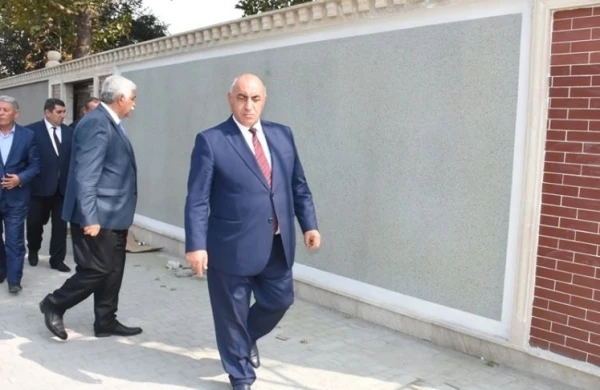 Rüşvətə görə həbs olunan icra başçısının mülkləri - SİYAHI