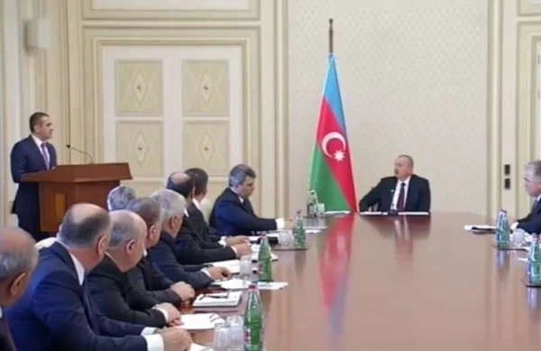 Məmur səhv məlumat verdi, Prezident səhvini düzəltdi - MARAQLI VİDEO