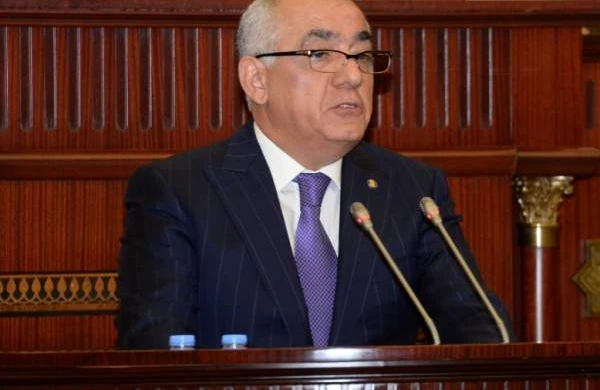 ƏLİ ƏSƏDOV DAHA 3 ŞÖBƏ MÜDİRİ TƏYİN ETDİ - Hökumətdə dəyişikliklər