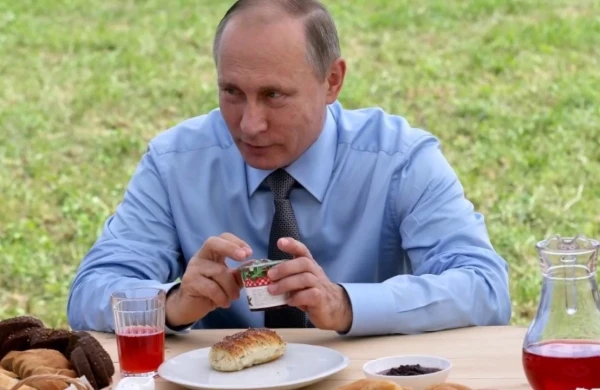 Putinin qidalanma rasionu: səhər çiy yumurta içir – Şef aşpazı açıqladı