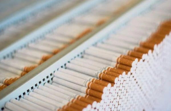 Azərbaycanda tütün, spirtli və enerji içkilərinin aksiz vergisi artırılıb