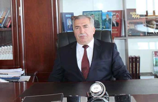 Daha bir icra başçısı vəzifəsindən gedir: Özündən açıqlama