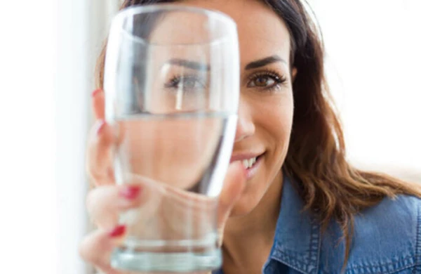 Susuz qalan vücudu canlandırmaq üçün 5 TÖVSİYƏ