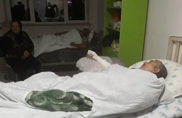 SON DƏQİQƏ: Tovuzda içərisində bir ailənin üzvləri olan UAZ dərəyə aşdı - FOTO