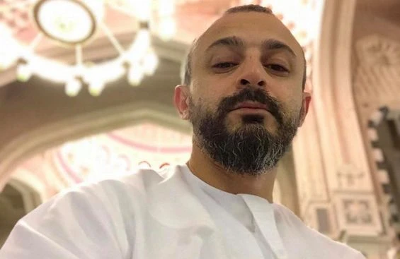 Azərbaycanlı müğənni Yeni ildə Məkkəyə getdi - FOTO