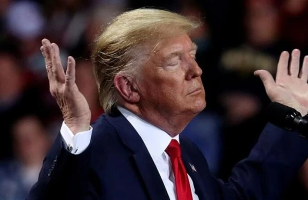 “Sürətli və güclü”: Tramp İranın 52 obyektini hədəfə aldı