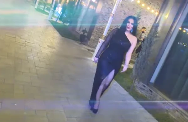 Pişik Günel elə açıq-saçıq geyindi ki... - "Özümü sökdürüb, yığdırmışam" / VİDEO