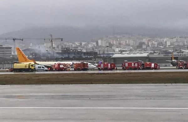 SON DƏQİQƏ: Türkiyədə sərnişin təyyarəsi qəzaya uğradı - VİDEO
