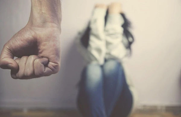 Cəlilabadda qohumları qadını döyüb xəstəxanalıq etdilər