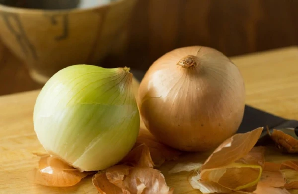 Bunu Oxuduqdan Sonra Soğan Qabıqlarını Atmayacaqsınız!