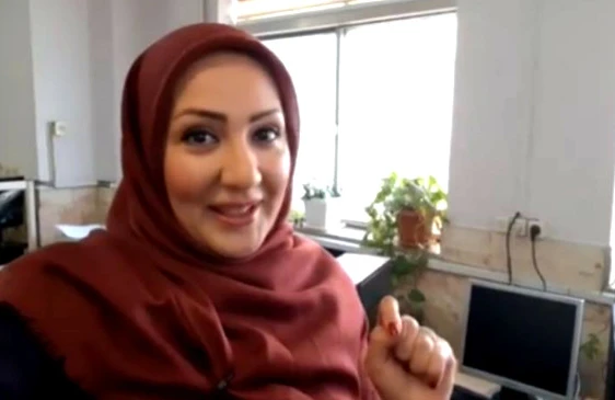 İranlı qadın diktor istefa verdi: “Bağışlayın, sizə 13 il yalan danışmışam” - Foto