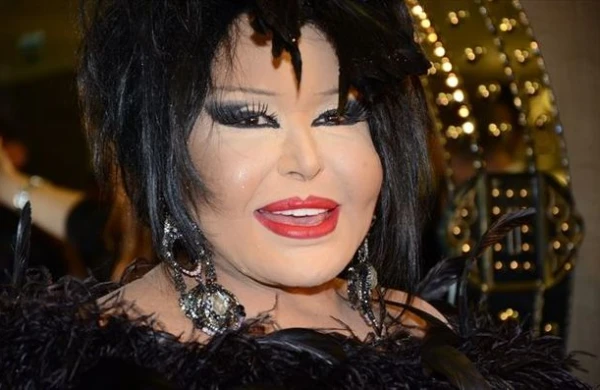 Pulsuz insanları sevmirəm