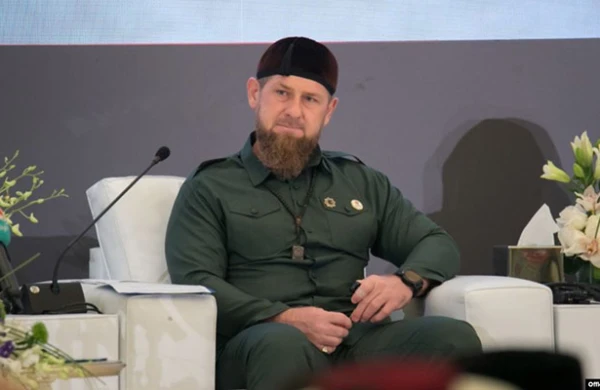 Ramzan Kadırov vəzifəsindən getdi