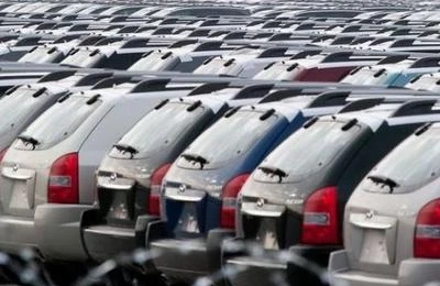 Azərbaycanda bu avtomobillər 50 faiz endirimlə satışa çıxarılır