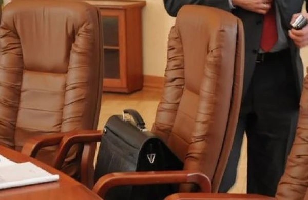 Bakıda yüksək vəzifəli şəxs saxlanıldı