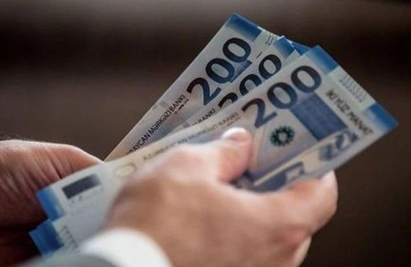 Bu vəzifədə işləyənlər maaşdan əlavə 6000 AZN alacaq - SİYAHI