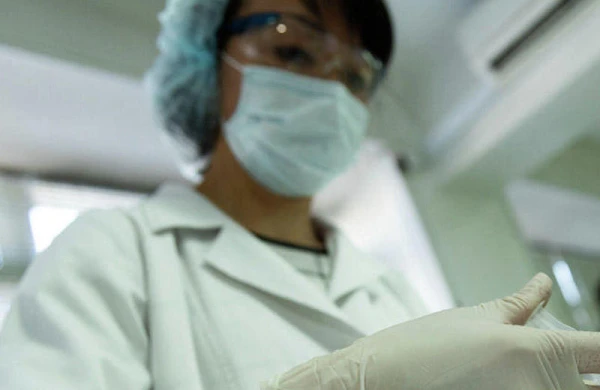 Ölümcül parazit:göstərmir, orqanizmi yavaş-yavaş məhv edir