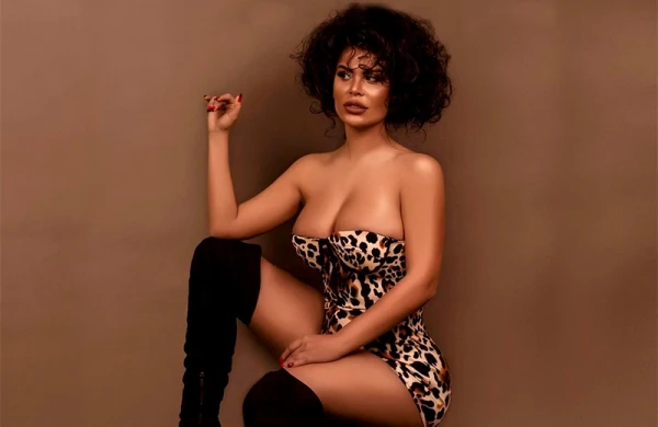 Afaq Aslanın ehtiraslı FOTOLARI YAYILIB