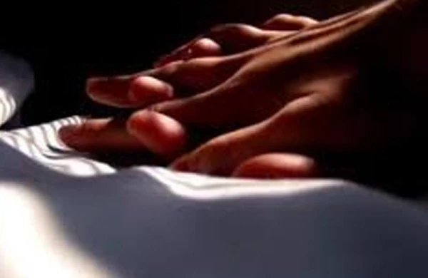 Qadın "nadzor"dan biabırçı əməl - Məhkumla rahat cinsi əlaqədə olsun deyə elə şey etdi ki... - VİDEO - FOTO