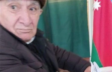 Mingəçevirdə seçki qutusuna topa bülleten atıblar - FOTOFAKT