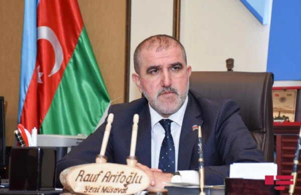 Rauf Arifoğlu İqbal Ağazadəyə qalib gəldi - “Exit Poll”