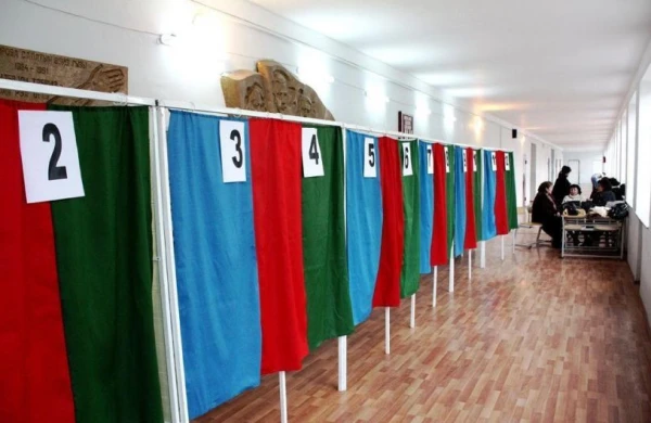 Azərbaycanda müşahidəçi seçki məntəqəsində öldü