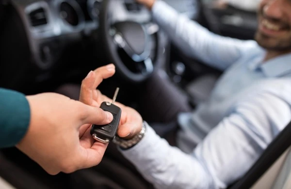 Sürücülük vəsiqəsi almaq istəyənlərin nəzərinə! - İmtahanlarda ŞOK YENİLİK