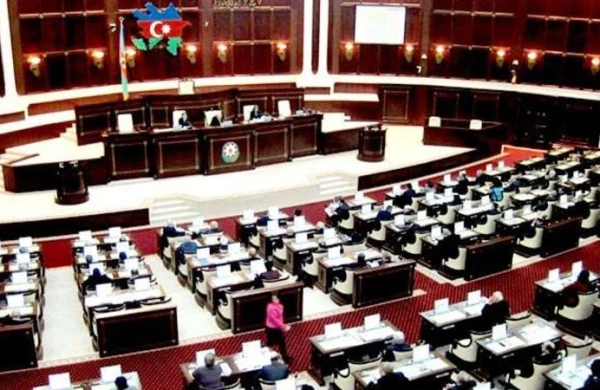 Deputatların maaşı açıqlandı — MƏBLƏĞ