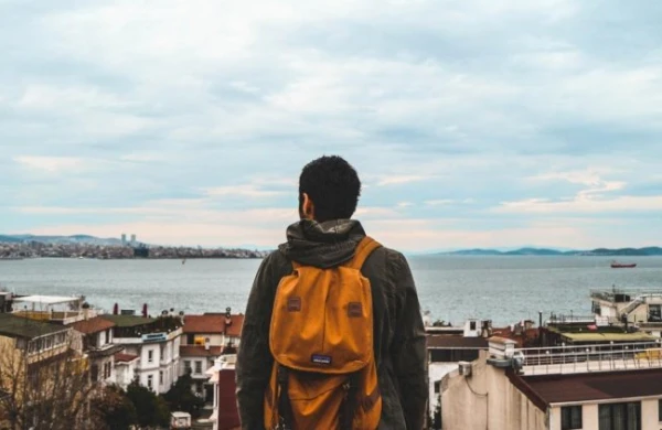 Bundan sonra evdən yalnız bir nəfər çölə çıxa biləcək - Ağlasığmaz qərar